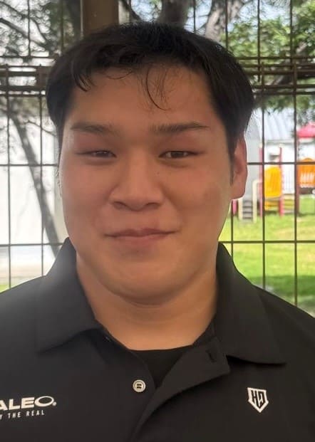 コーチ　田中　裕貴