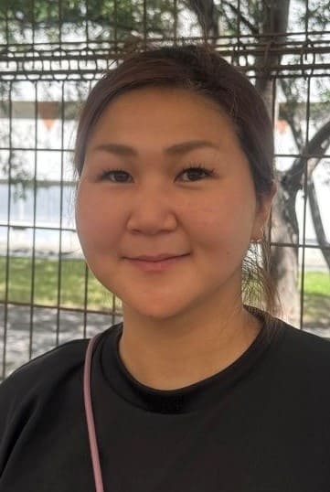 コーチ（女子）　田中　芳美