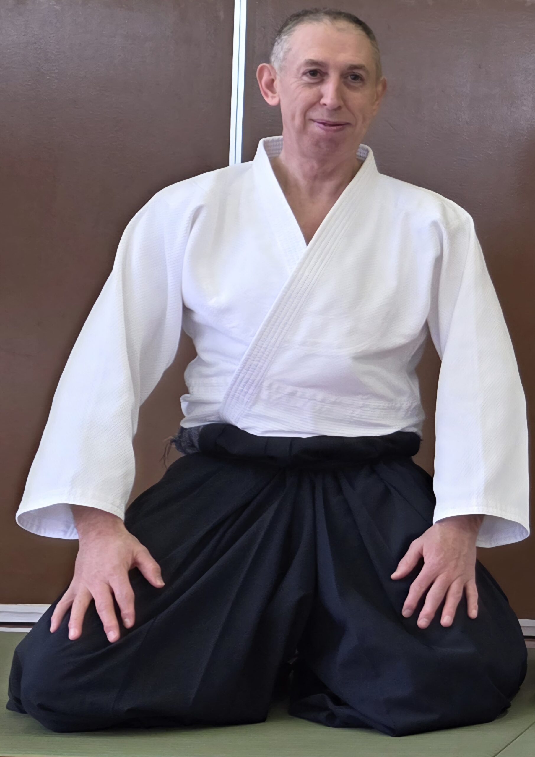 指導者： マイケル・ルイス