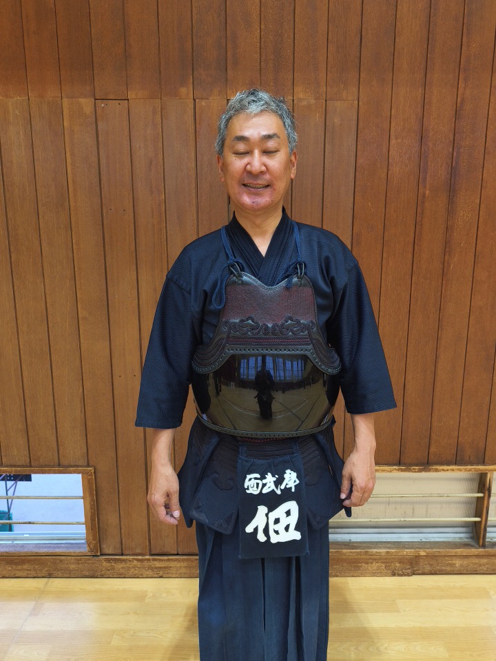 佃　知高